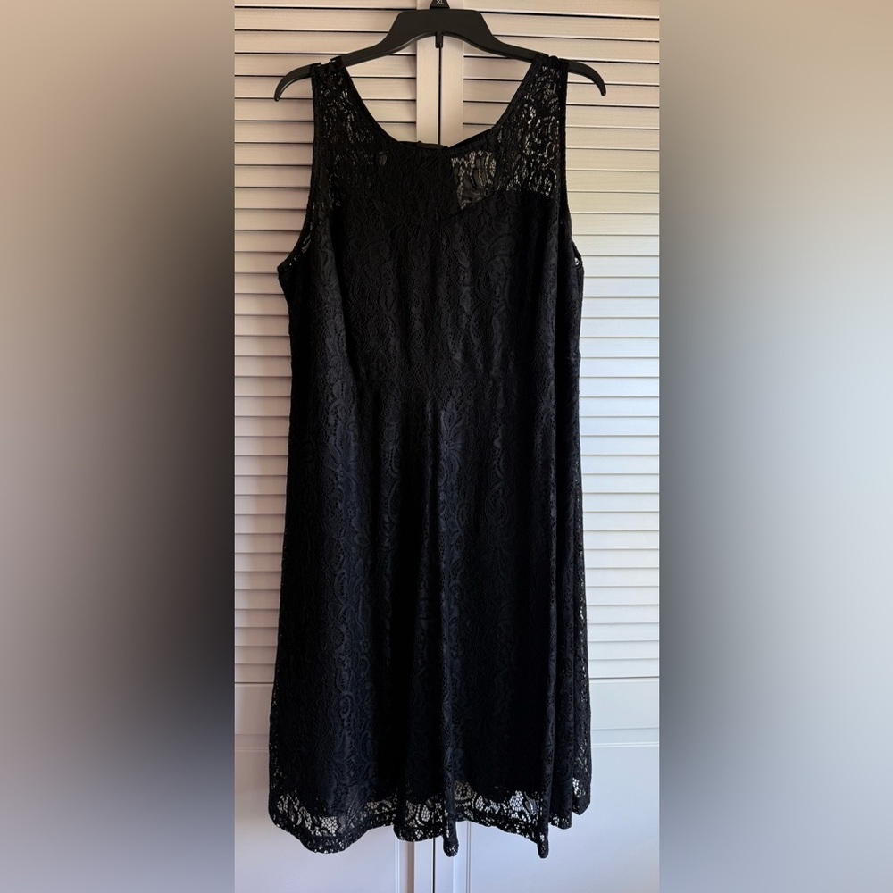 Elegant Black Lace Dress